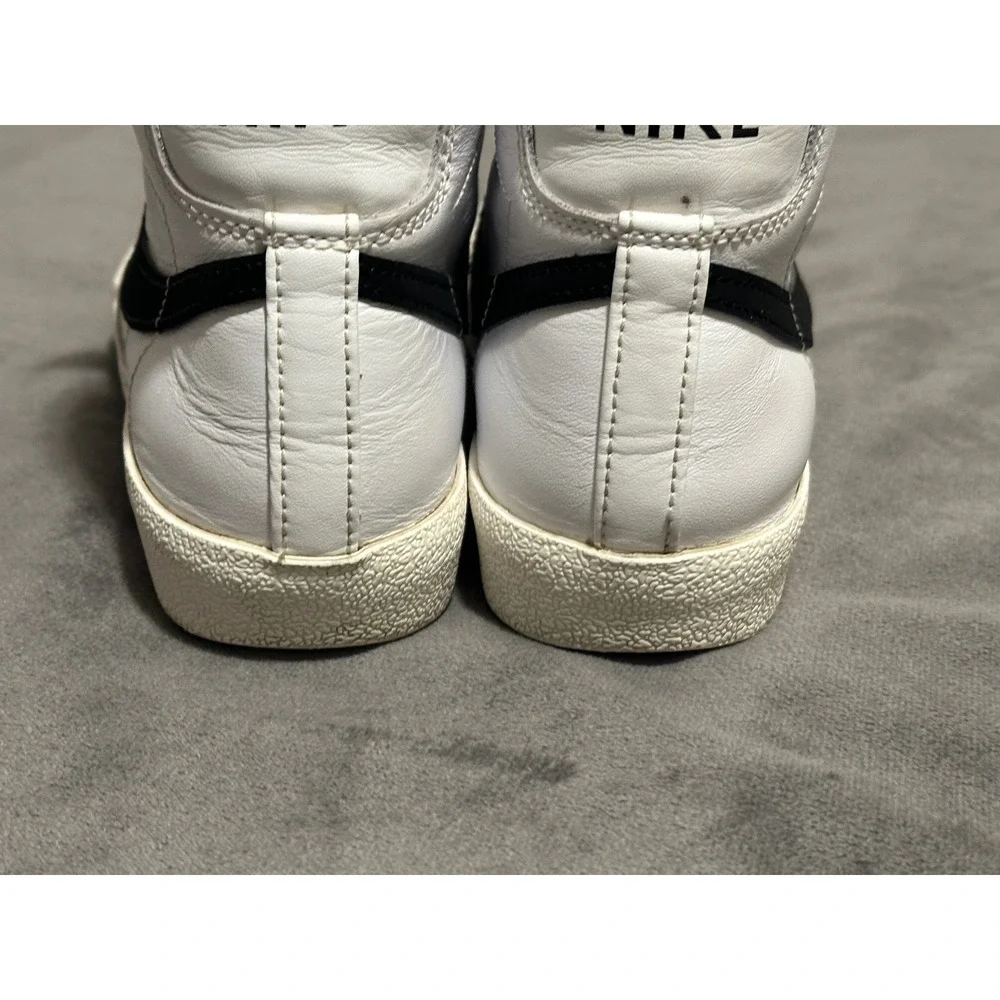 Nike Court High Top Womens Size 6 Black/White - Picture 6 of 8